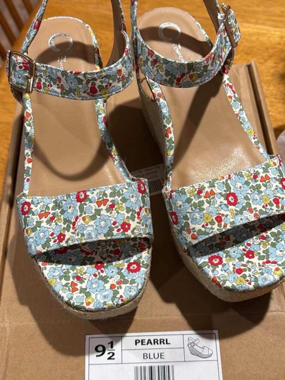 Journee collection new size 9.5 edge